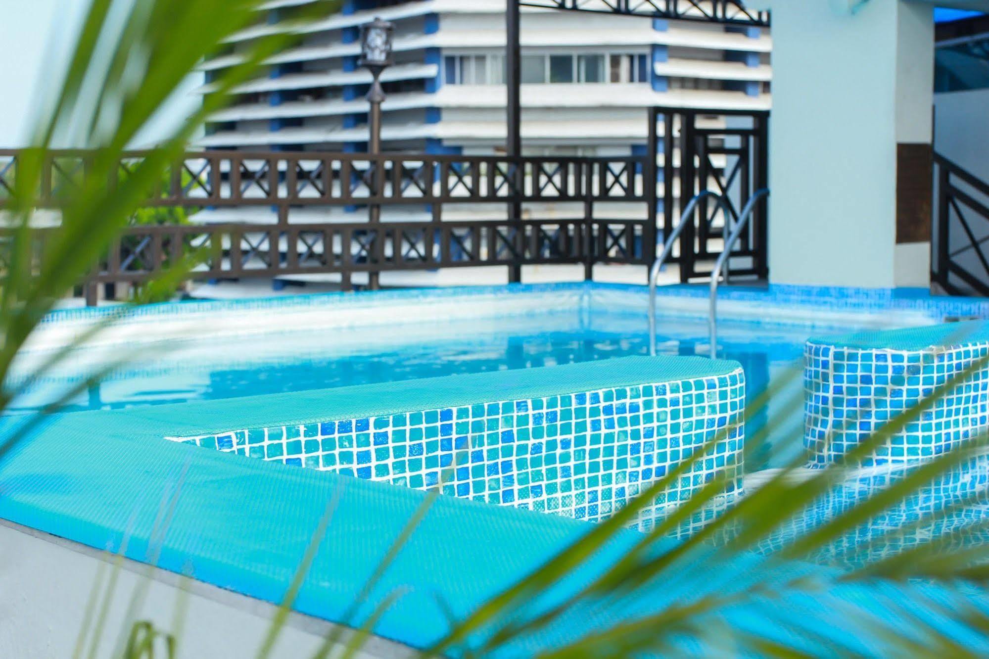 Hotel Bahia Suites Panama City Exterior photo